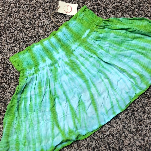 🐠RAGA Bohemian Smocked Waist Green Tie-Dye Mini Skirt Size M | NWT - Picture 2 of 4
